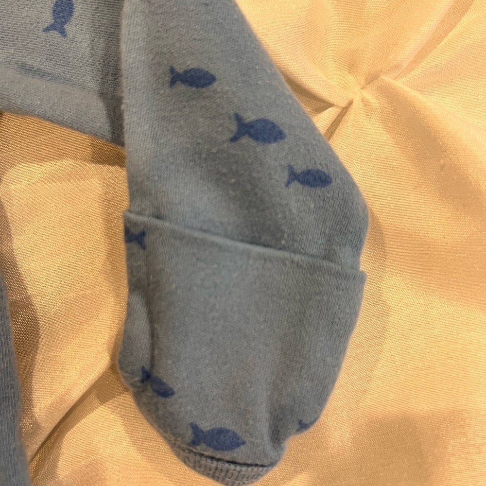 Carter's Blue Shark Footed Onesie size NB - Picture 3 of 7